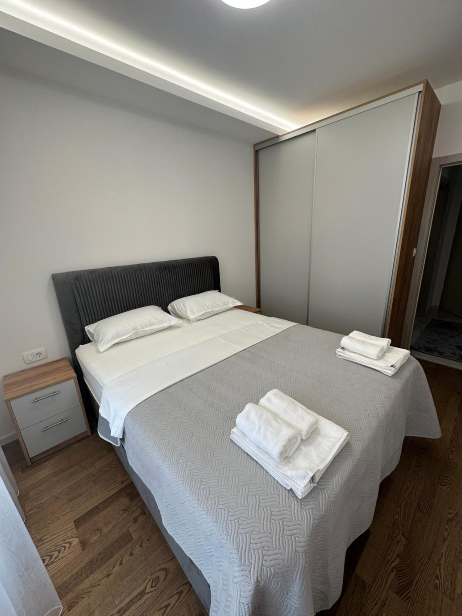 Luxury Apartments D&B Подгорица Экстерьер фото
